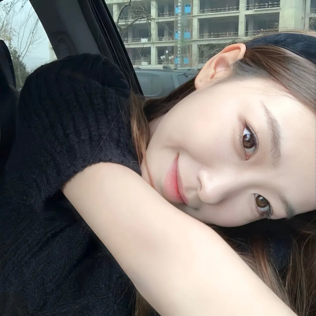 年轻的媳妇 封面